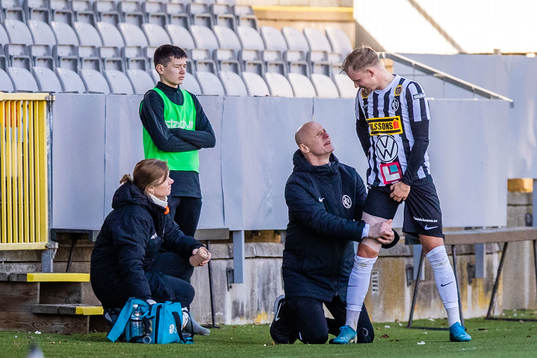 Landskronas Jonathan Asp får vård