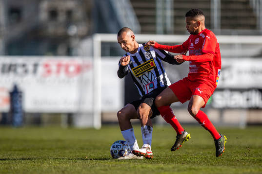 Landskronas Sumar Almadjed och Värnamos Erick Brendon