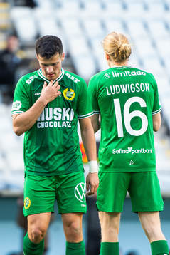 Hammarbys Astrit Selmani deppar
