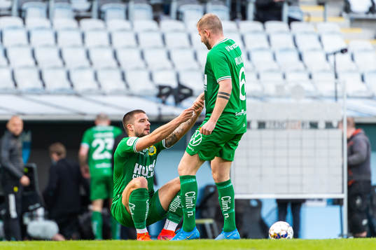 Hammarbys Vladimir Rodic och Darijan Bojanic deppar