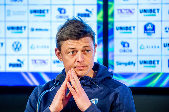 Malmö FFs huvudtränare Jon Dahl Tomasson på