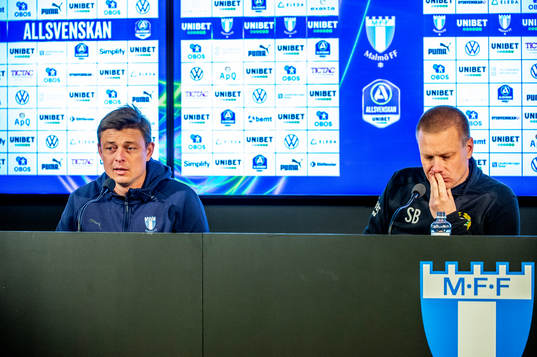 Malmö FFs huvudtränare Jon Dahl Tomasson och Hammarbys