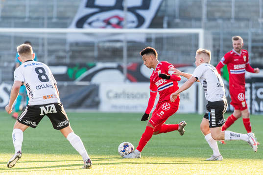 IFK Göteborgs Tobias Sana och Örebros David Seger