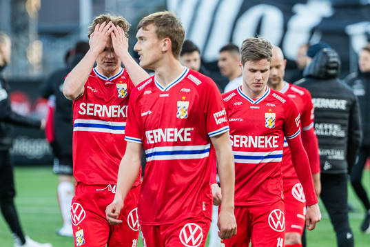 IFK Göteborgs August Erlingmark deppar