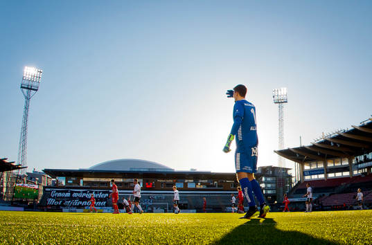 Örebros målvakt Bobby Allain
