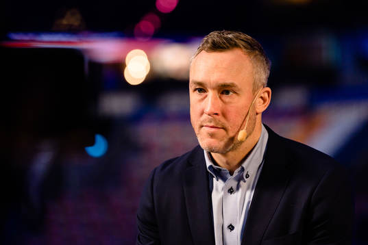 Växjös VD Johan Markusson i TV studio före