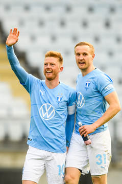 Malmö FFs Franz Brorsson och Anders Christiansen tackar