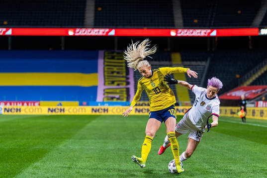 Sofia Jakobsson of Sweden and Megan Rapinoe of USA