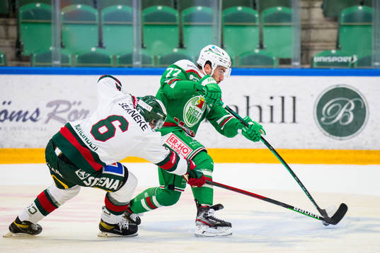 Rögles Joseph LaLeggia och Frölundas Mattias Norlinder
