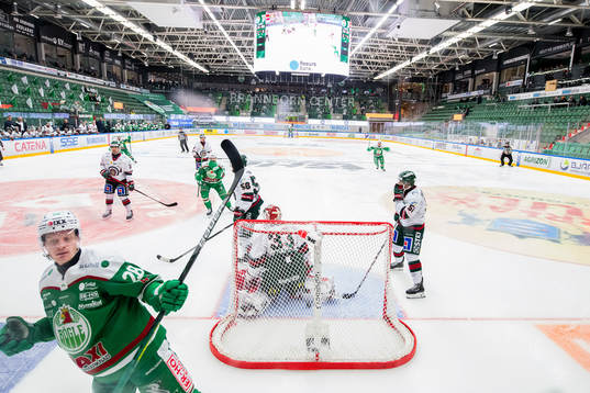 Rögles Anton Bengtsson jublar