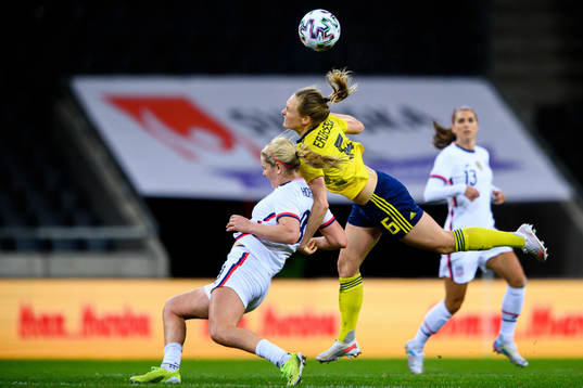 Julie Ertz of USA and Magdalena Eriksson of Sweden