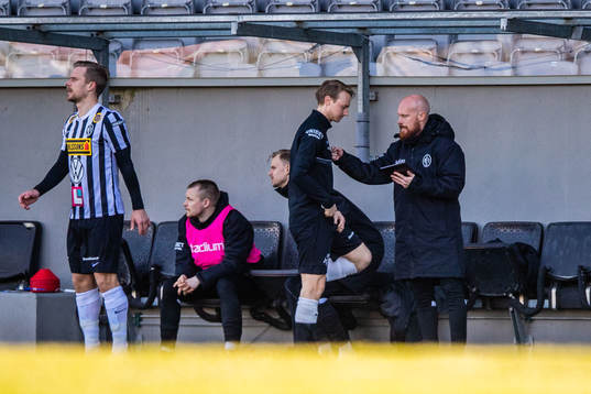 Landskronas Måns Ekvall och assisterande tränare Max