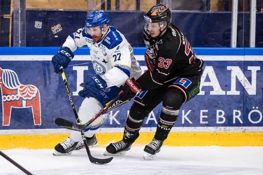 Leksands Marek Hrivik och Örebros Christopher Mastomäki