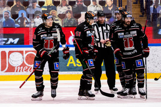 Örebros Rodrigo Abols jublar