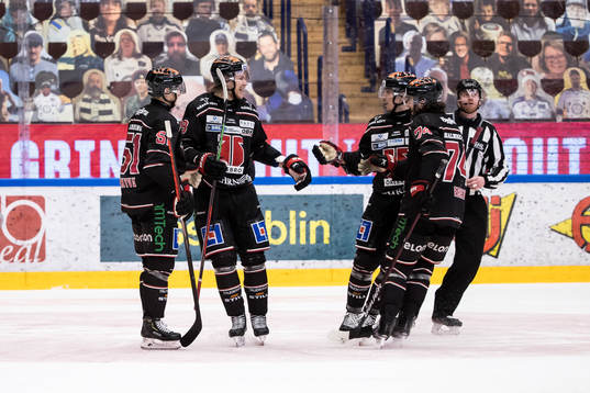 Örebros Rodrigo Abols jubel