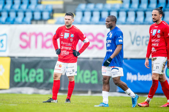 Norrbys Ivo Dominik Pekalski och Dijan Vukojevic deppar