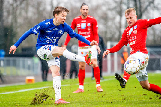 Trelleborgs Johan Blomberg mot Norrbys Viktor Bergh