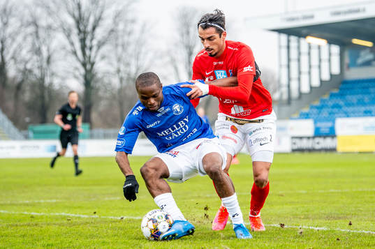 Trelleborgs Henry Offia mot Norrbys Abbas Mohamad