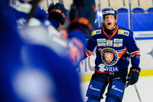 Växjös Richard Gynge jublar