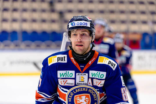 Växjös Robert Rosén jublar