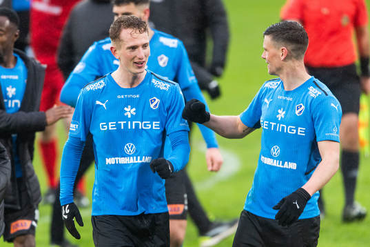 Halmstads Andreas Bengtsson och Markus Antonsson jublar