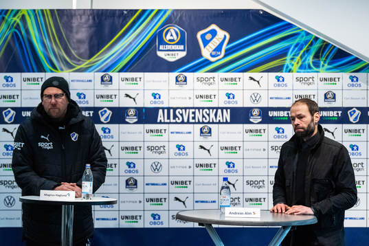Halmstads tränare Magnus Haglund och Häckens tränare
