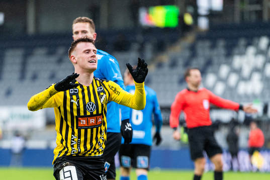 Häckens Tobias Heintz reagerar