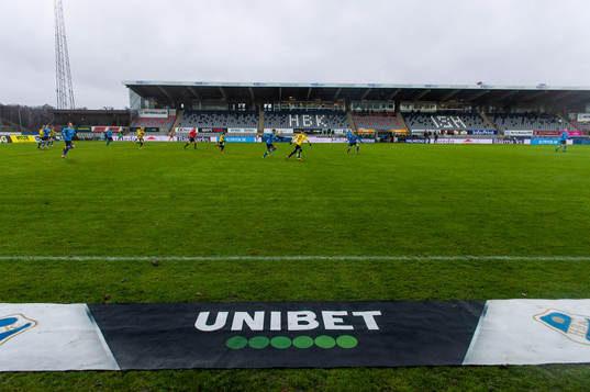 En Unibetreklam på Örjans Vall