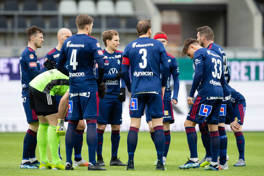 Öster samlade innan fotbollsmatchen i Superettan mellan