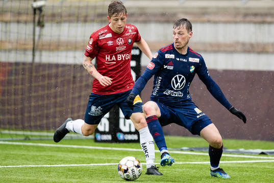 Örgrytes Anton Andreasson och Östers Nicolas Mortensen