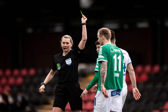 Domare Tess Olofsson