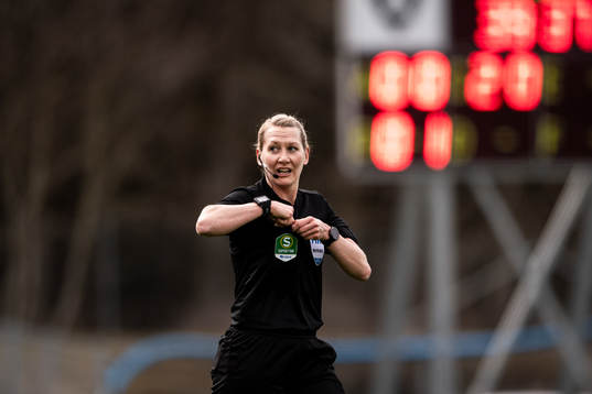 Domare Tess Olofsson
