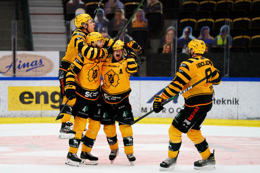 Skellefteås Melker Karlsson, Jonatan Berggren , Andreas