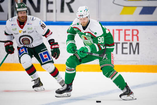 Frölundas Jens Olsson och Rögles Ted Brithén