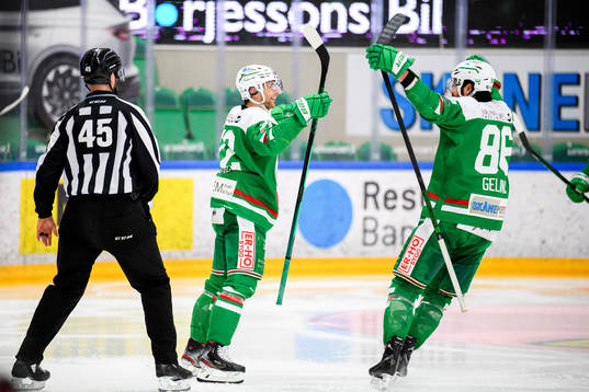 Rögles Daniel Zaar och Eric Gelinas jublar