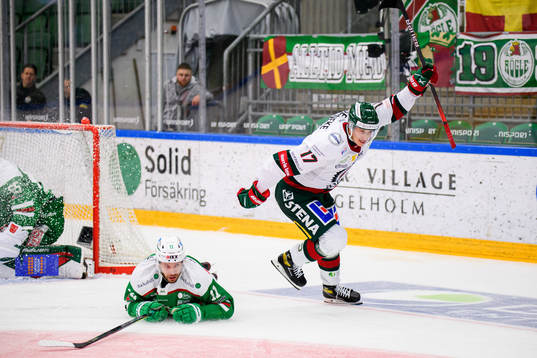 Frölundas Robin Alvarez jublar
