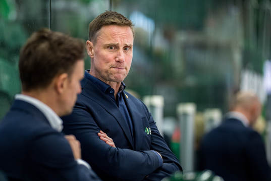 Frölundas tränare Roger Rönnberg deppar