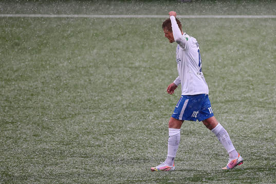 IFK Norrköpings Ari Skúlason jublar