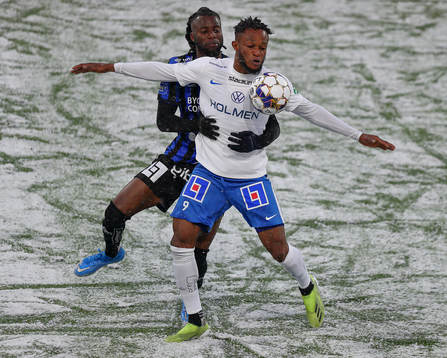 Sirius Joseph Colley och IFK Norrköpings Samuel Adegbenro
