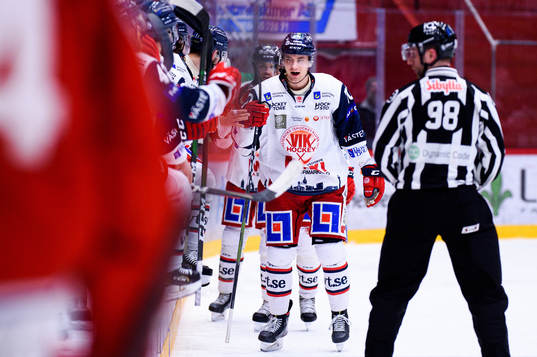 Västerviks Jacob Bjerselius jublar