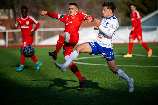 Assyriskas Younas Abdel Moulay Messaoudi och Luleås Joshua