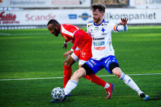 Assyriskas Uchenna Ike och Luleås William Olausson