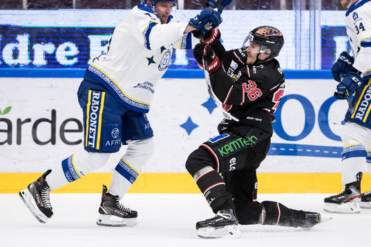 Leksands Jonas Ahnelöv och Örebros Emil Larsson