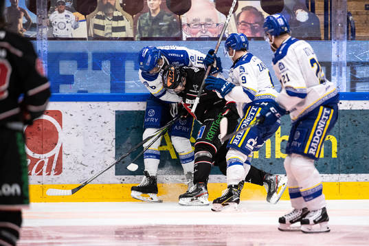 Leksands Daniel Gunnarsson och Örebros Oliver Eklind