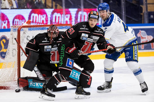 Örebros Kristian Näkyvä och Leksands Carter Ashton