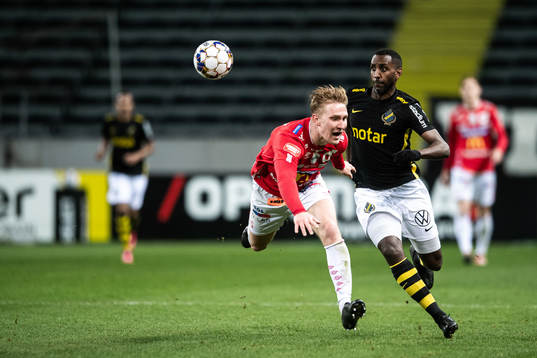 s Henok Goitom och Degerfors Oliver Ekroth