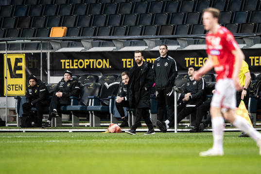 s tränare Bartosz Grzelak