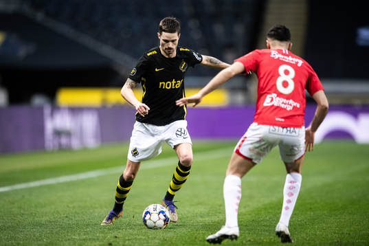 s Mikael Lustig