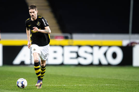 s Mikael Lustig
