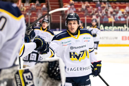 s Fredrik Forsberg jublar